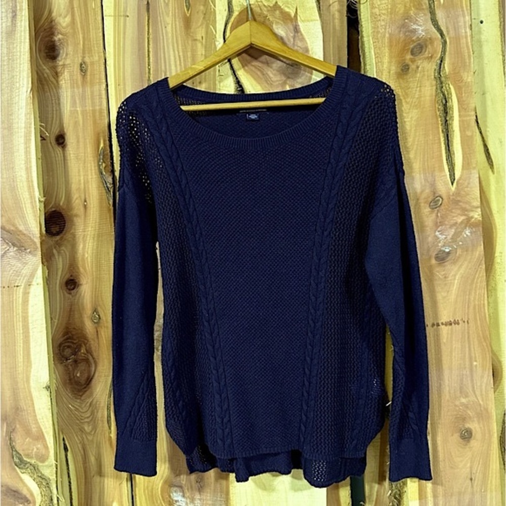 AEO Lightweight Cable Knit Sweater S